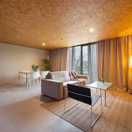 Paraiso & Lägenhetshotell 4*